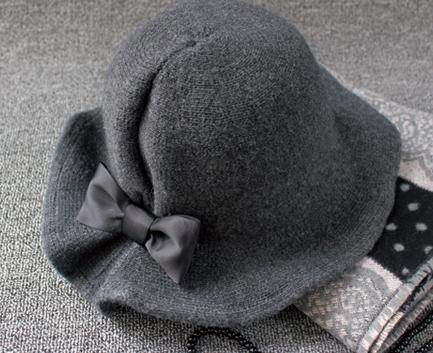 Soft Scallop Edge Bowknot Hat